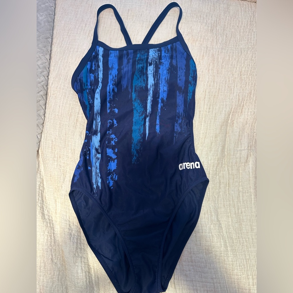 ARENA SWIMSUIT